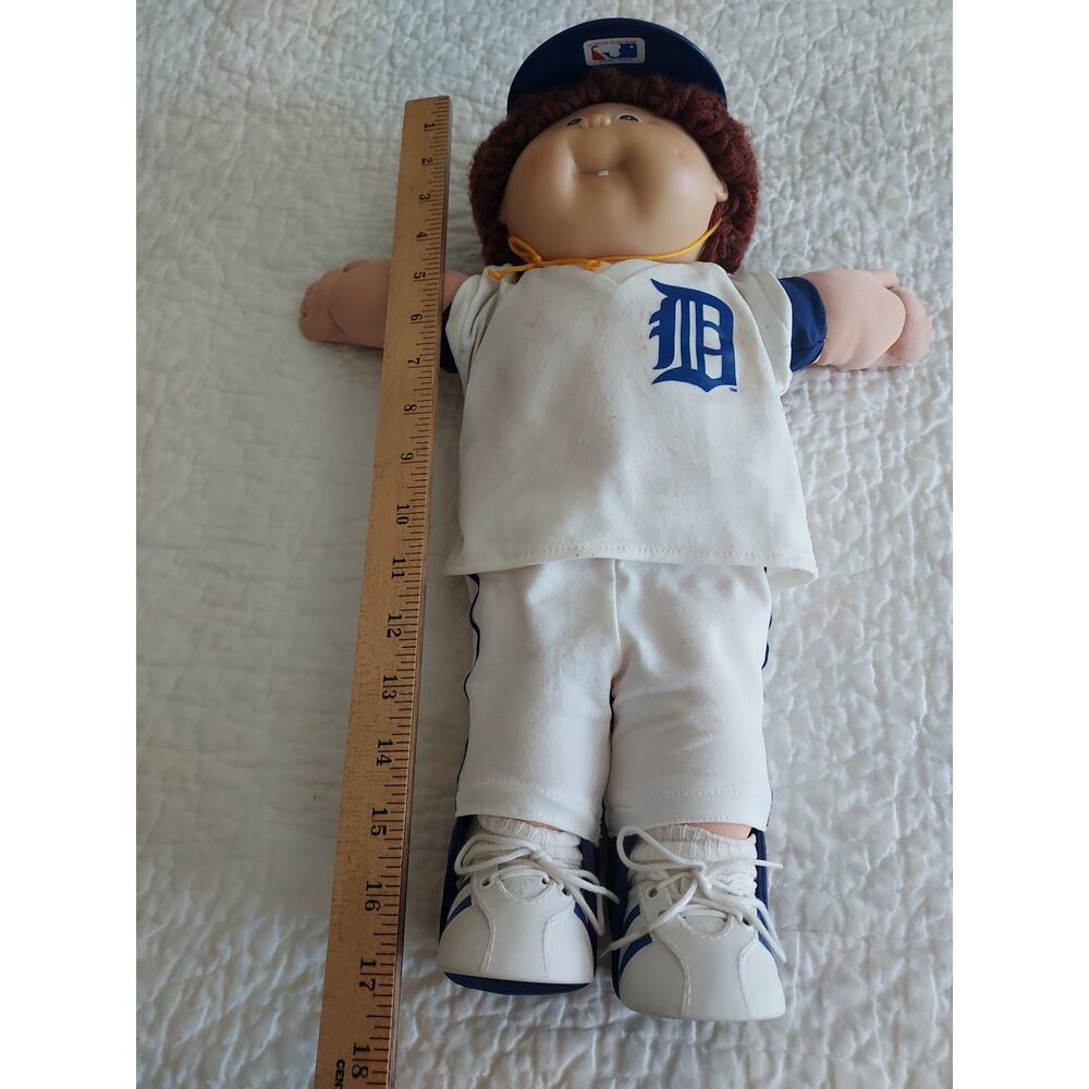 Vintage Cabbage Patch Detroit Tigers Uniform w/ Hat And Shoes 1986 see details